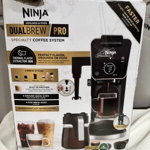 Ninja DualBrew Pro Coffee Maker in Black and Silver
